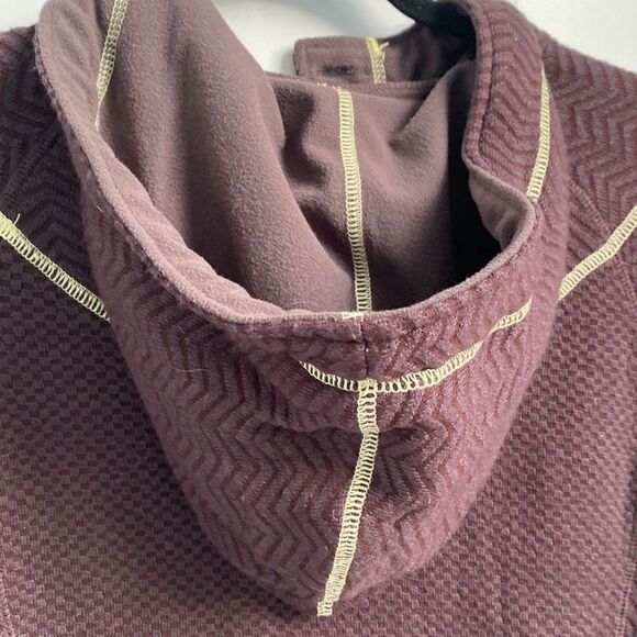 Ascend Bass Pro Heavyweight Hoodie Kangaroo Pocket Pullover Sweater Small - Picture 9 of 12